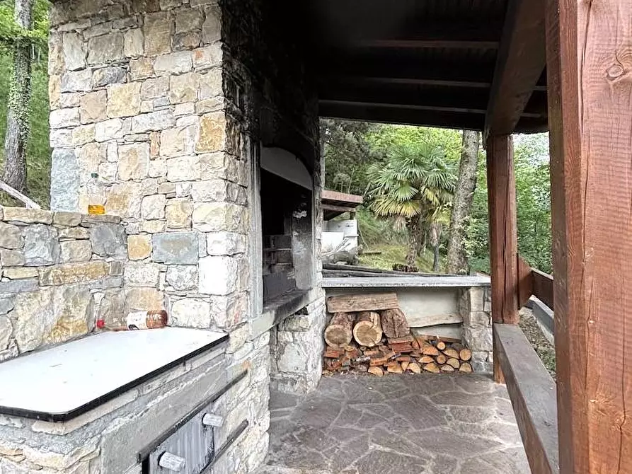 Immagine 30 di Casa indipendente in vendita  in via Bracc a Alzano Lombardo