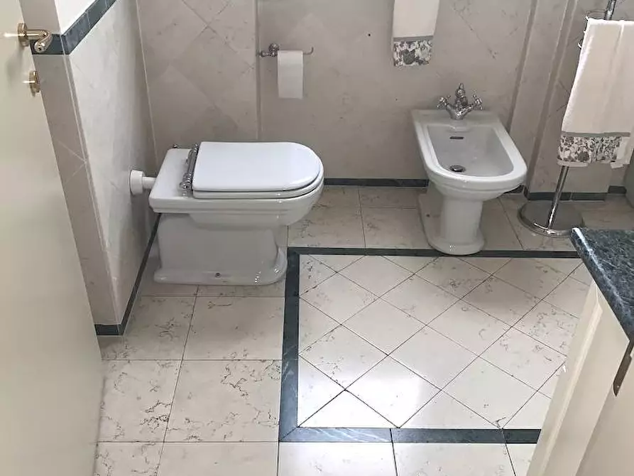 Immagine 21 di Appartamento in vendita  in Via Lambro a Milano