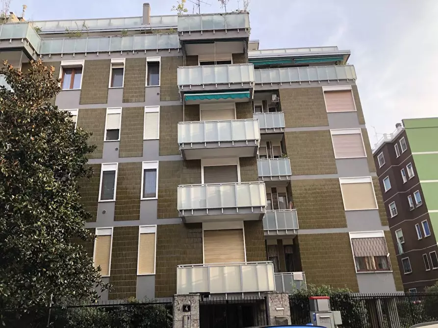Immagine 22 di Appartamento in affitto  in via Flumendosa a Milano
