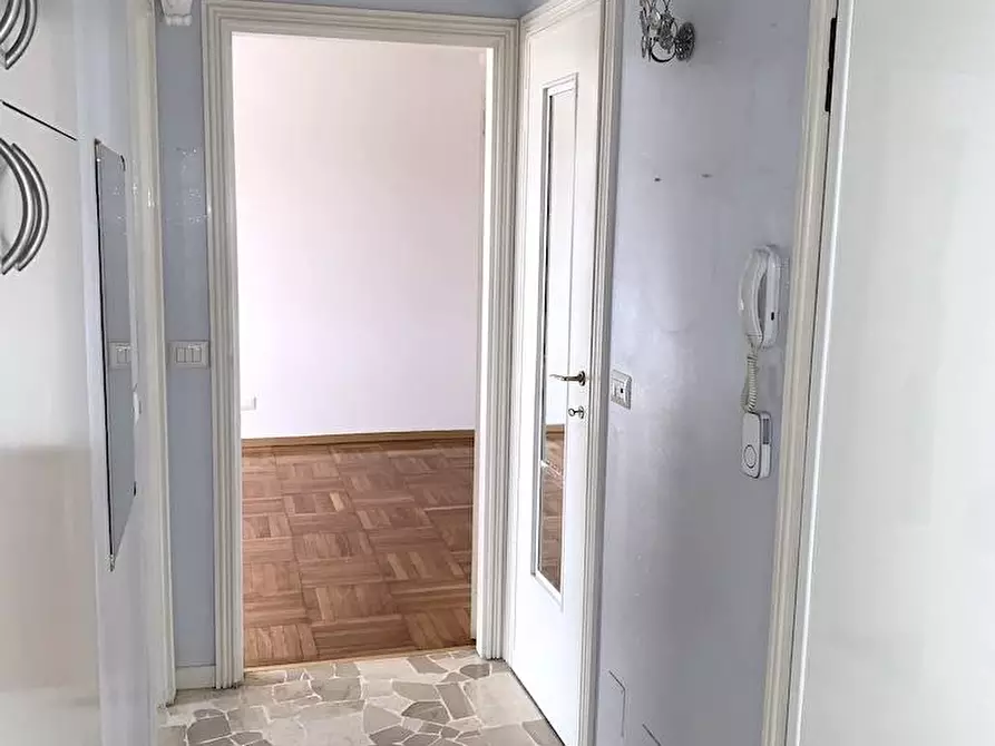 Immagine 9 di Appartamento in affitto  in Viale Certosa a Milano