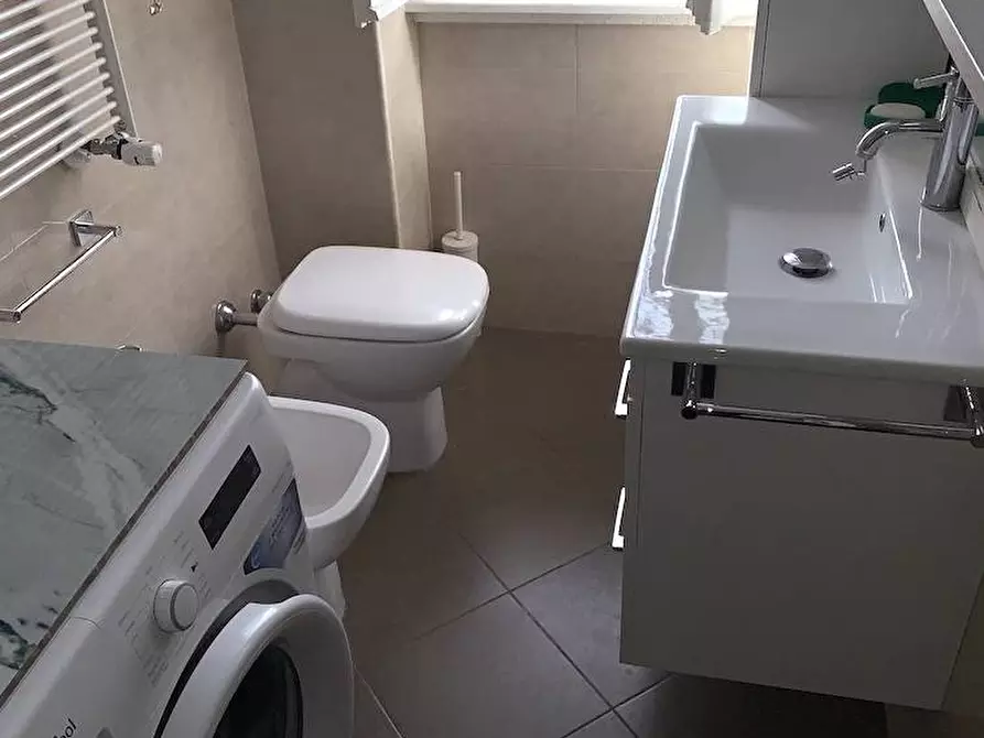 Immagine 16 di Appartamento in affitto  in Viale Certosa a Milano