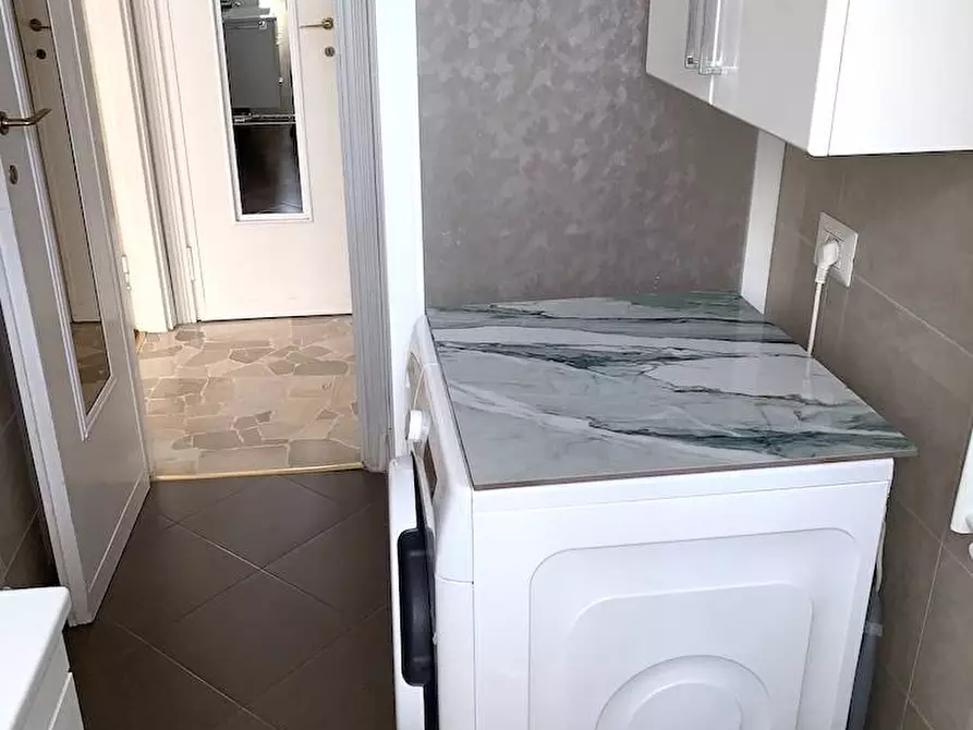 Immagine 25 di Appartamento in affitto  in Viale Certosa a Milano