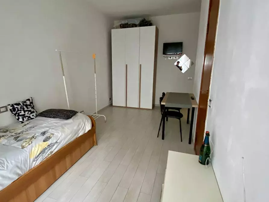 Immagine 2 di Appartamento in affitto  in Via Piero Della Francesca a Milano