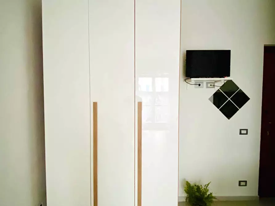 Immagine 5 di Appartamento in affitto  in Via Piero Della Francesca a Milano