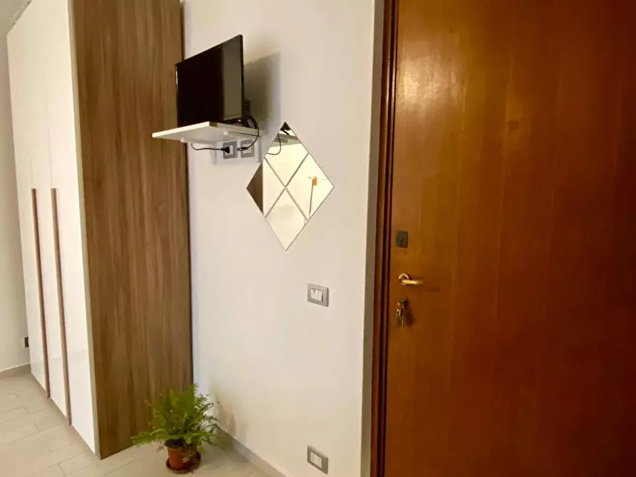 Immagine 15 di Appartamento in affitto  in Via Piero Della Francesca a Milano