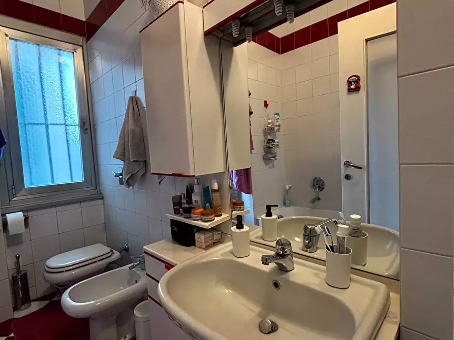 Immagine 7 di Appartamento in affitto  in via Cenisio a Milano