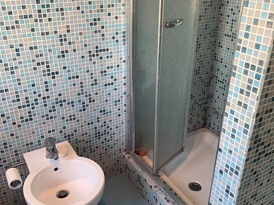 Immagine 22 di Appartamento in affitto  in via Ripamonti a Milano