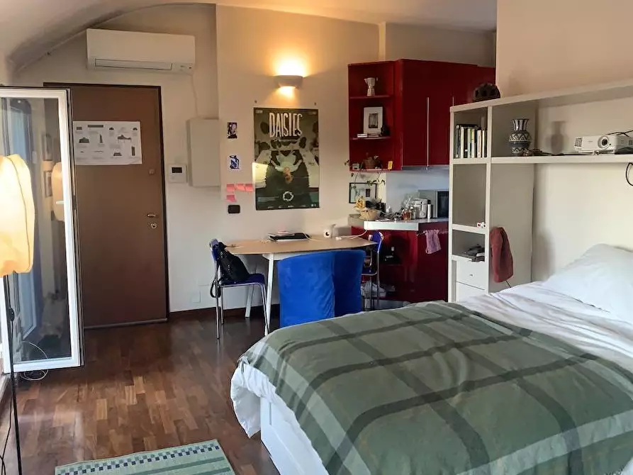 Immagine 27 di Appartamento in affitto  in via Ripamonti a Milano