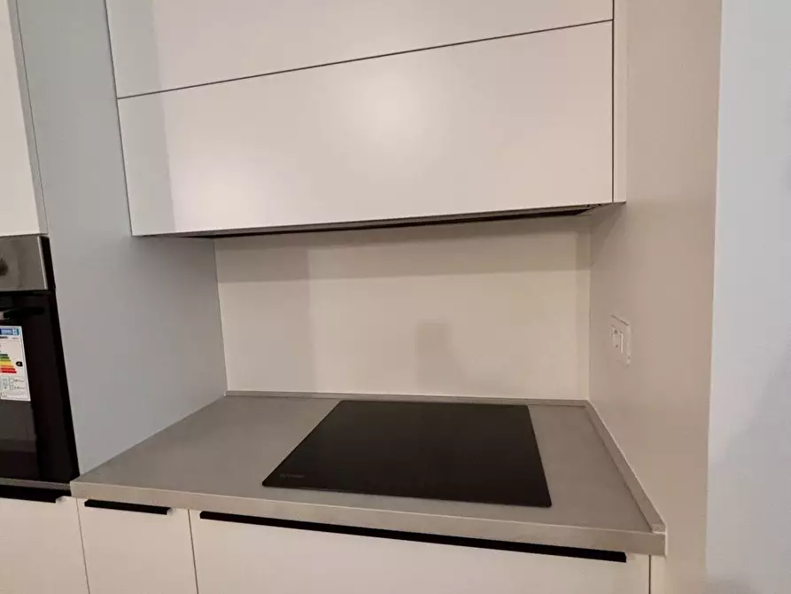 Immagine 4 di Appartamento in affitto  in via Flumendosa a Milano