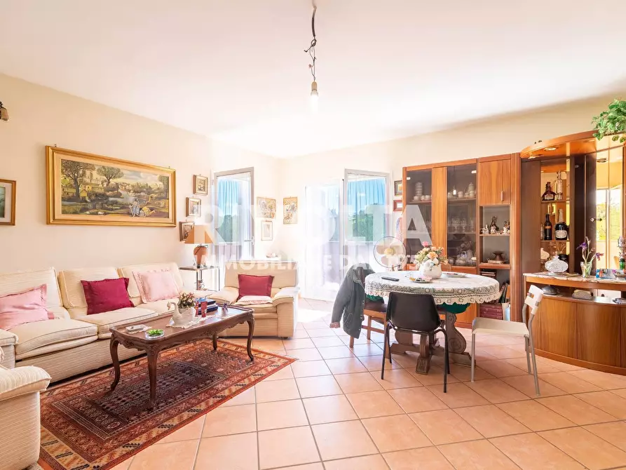 Immagine 8 di Villa in vendita  in via dell'asinara a Rignano Flaminio