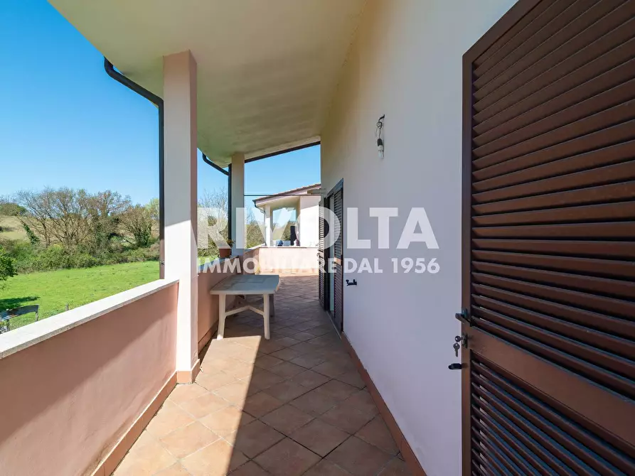 Immagine 12 di Villa in vendita  in via dell'asinara a Rignano Flaminio