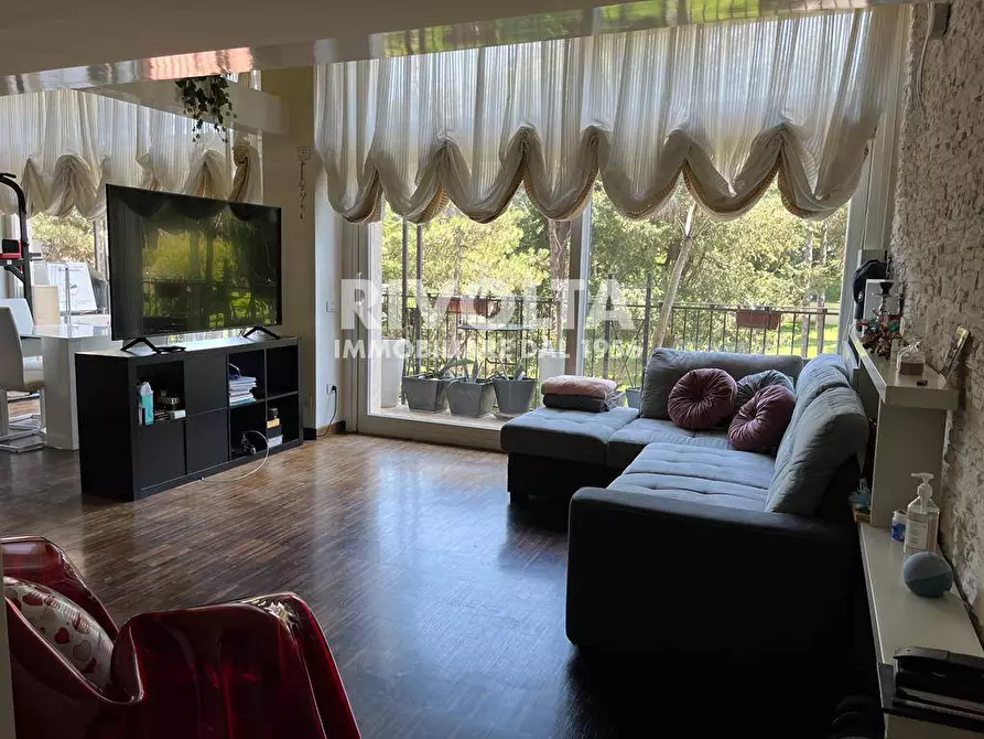 Immagine 1 di Appartamento in vendita  in Via Della Camilluccia a Roma