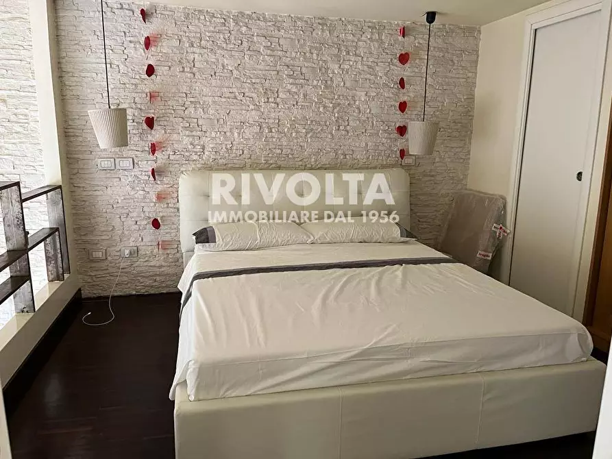 Immagine 5 di Appartamento in vendita  in Via Della Camilluccia a Roma