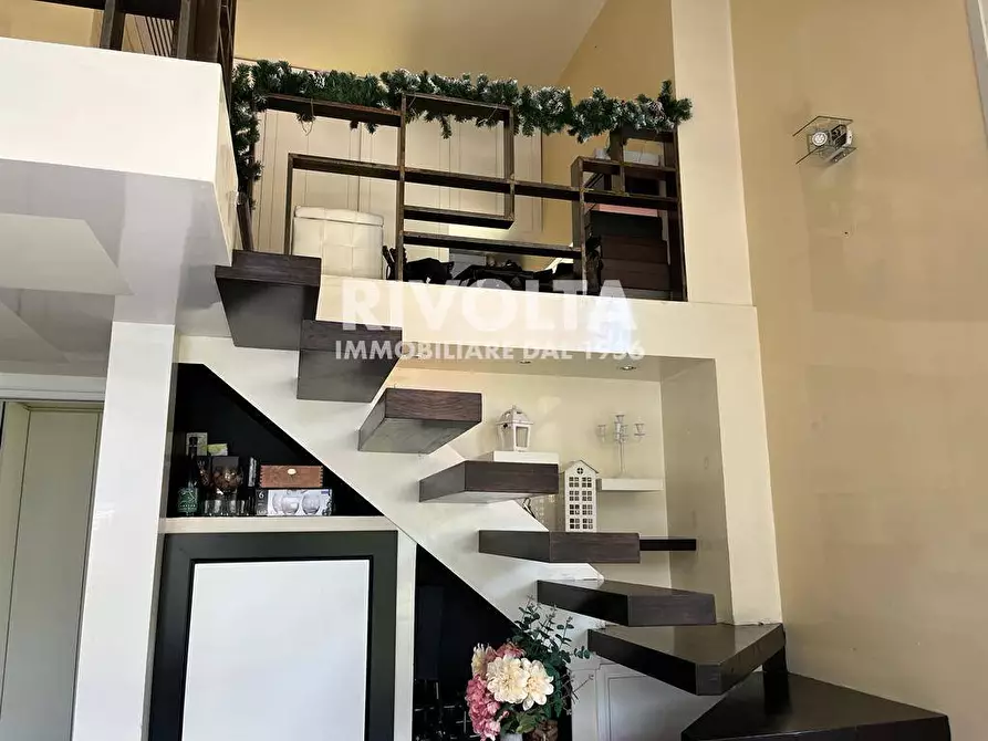 Immagine 14 di Appartamento in vendita  in Via Della Camilluccia a Roma