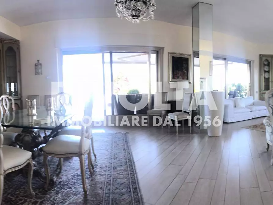 Immagine 20 di Attico in vendita  in Via Cassia a Roma