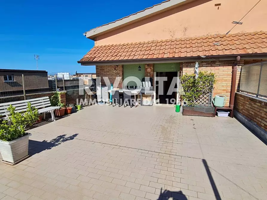 Immagine 11 di Attico in vendita  in Via Diego Simonetti a Roma