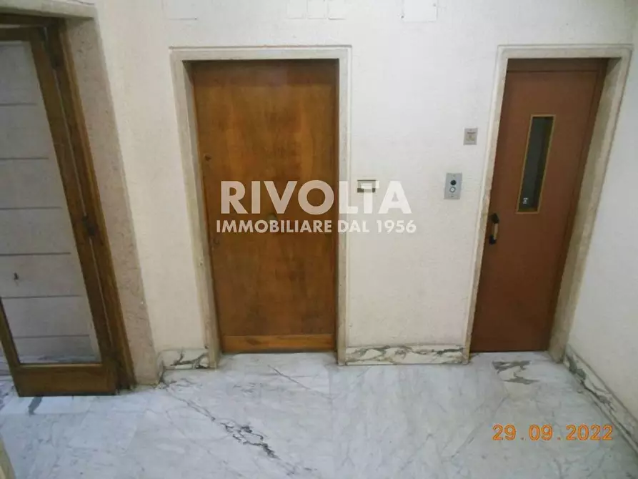 Immagine 1 di Appartamento in vendita  in Via Della Madonna Del Riposo a Roma