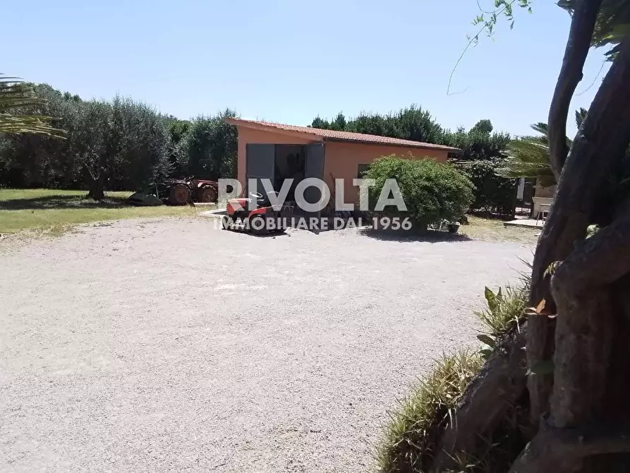 Immagine 12 di Rustico / casale in vendita  in Località Cacciata Grande a Montalto Di Castro