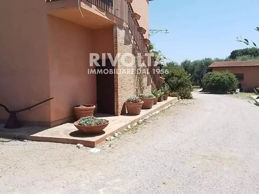 Immagine 22 di Rustico / casale in vendita  in Località Cacciata Grande a Montalto Di Castro