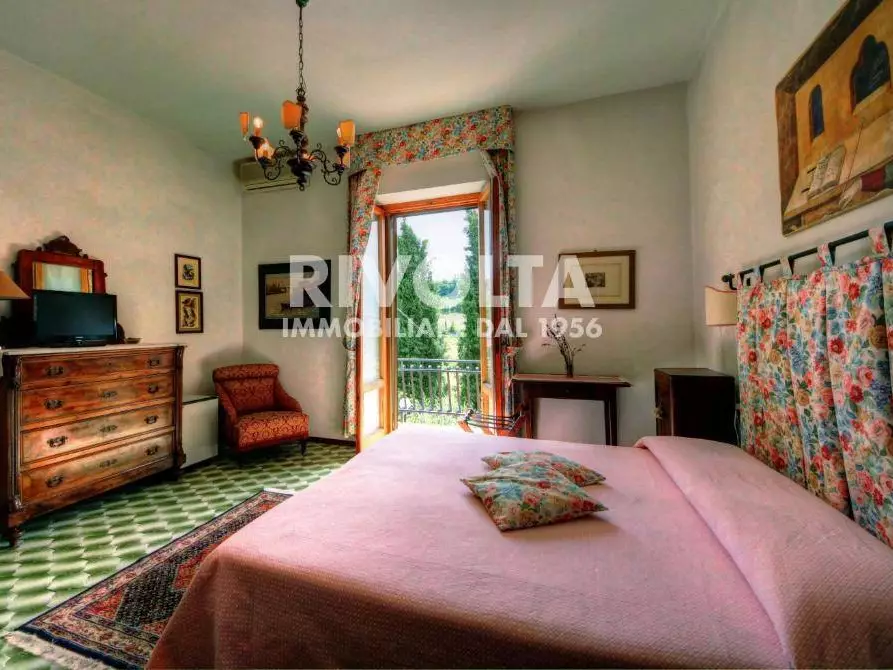 Immagine 2 di Albergo/B&B/Residence in vendita  in località Terme di Saturnia a Manciano