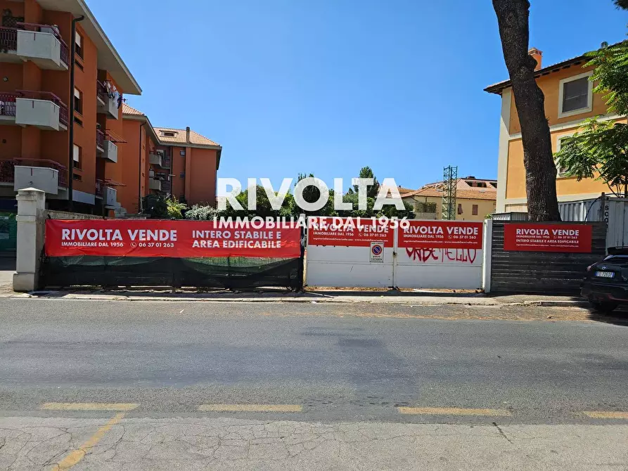 Immagine 3 di Casa indipendente in vendita  in piazza Mario Cortesini a Orbetello