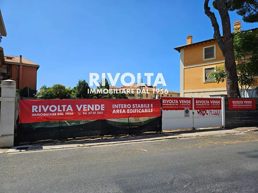 Immagine 16 di Casa indipendente in vendita  in piazza Mario Cortesini a Orbetello