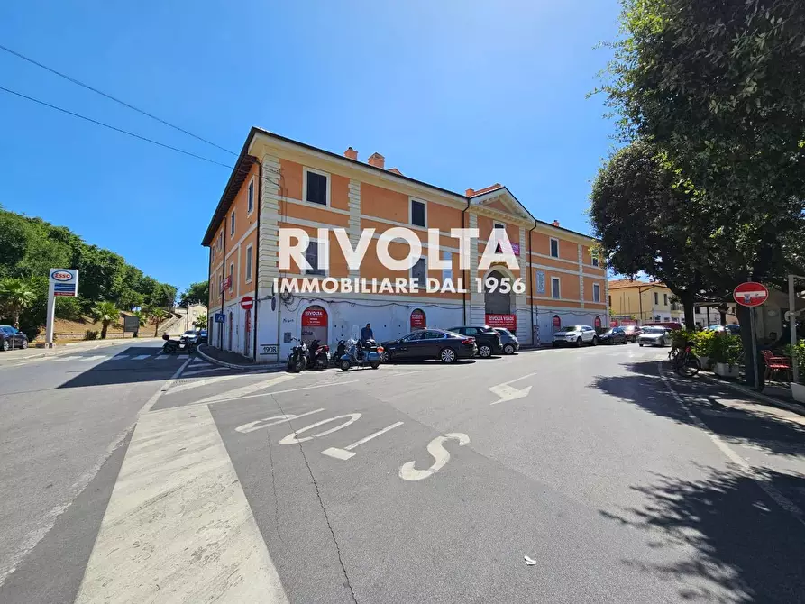 Immagine 17 di Casa indipendente in vendita  in piazza Mario Cortesini a Orbetello