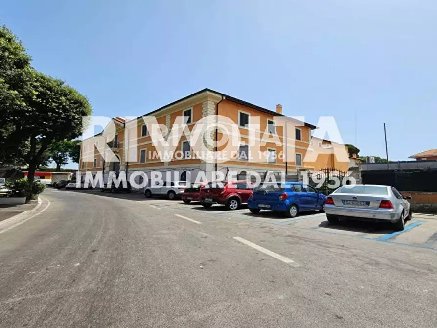 Immagine 24 di Casa indipendente in vendita  in piazza Mario Cortesini a Orbetello