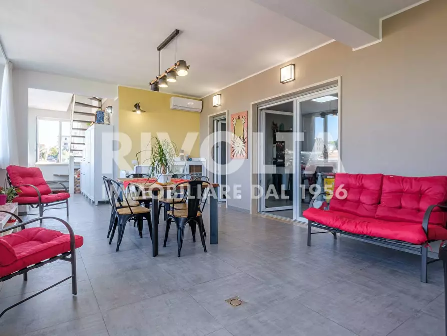 Immagine 26 di Attico in vendita  in Via Delle Ciliegie a Roma