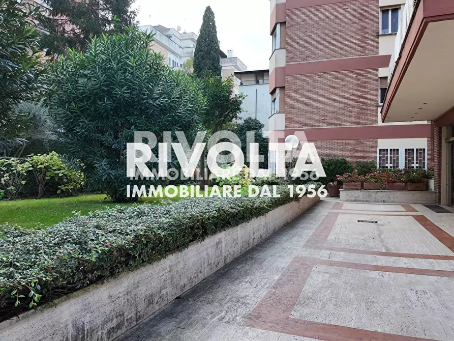 Immagine 3 di Appartamento in vendita  in Via Palestrina a Roma