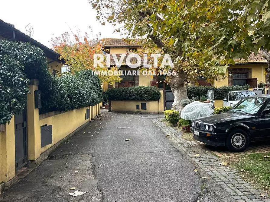 Immagine 6 di Appartamento in vendita  in via flaminia vecchia a Roma