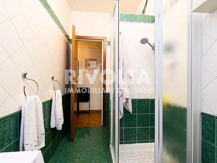 Immagine 14 di Appartamento in vendita  in Via Appia Nuova a Roma