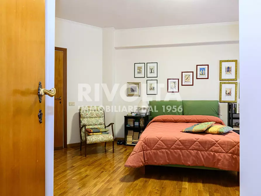 Immagine 17 di Appartamento in vendita  in Via Appia Nuova a Roma