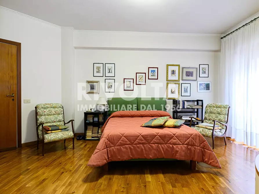 Immagine 18 di Appartamento in vendita  in Via Appia Nuova a Roma