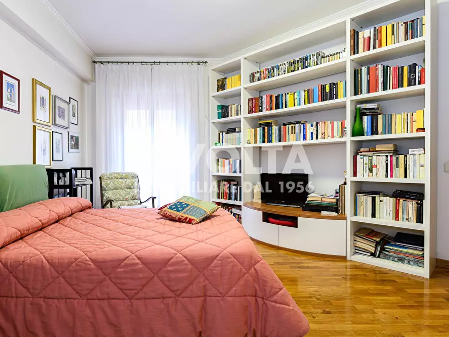 Immagine 20 di Appartamento in vendita  in Via Appia Nuova a Roma