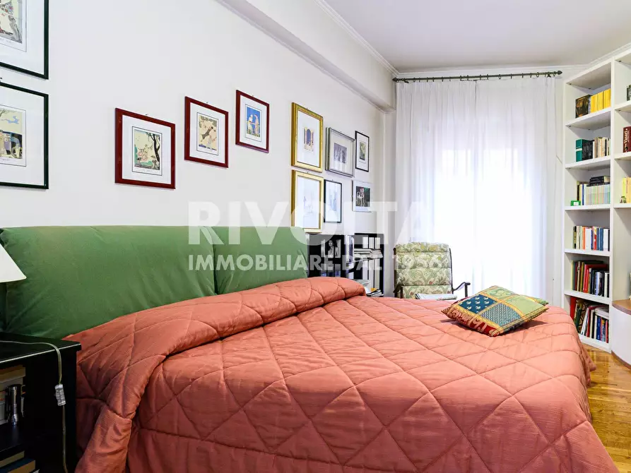 Immagine 21 di Appartamento in vendita  in Via Appia Nuova a Roma