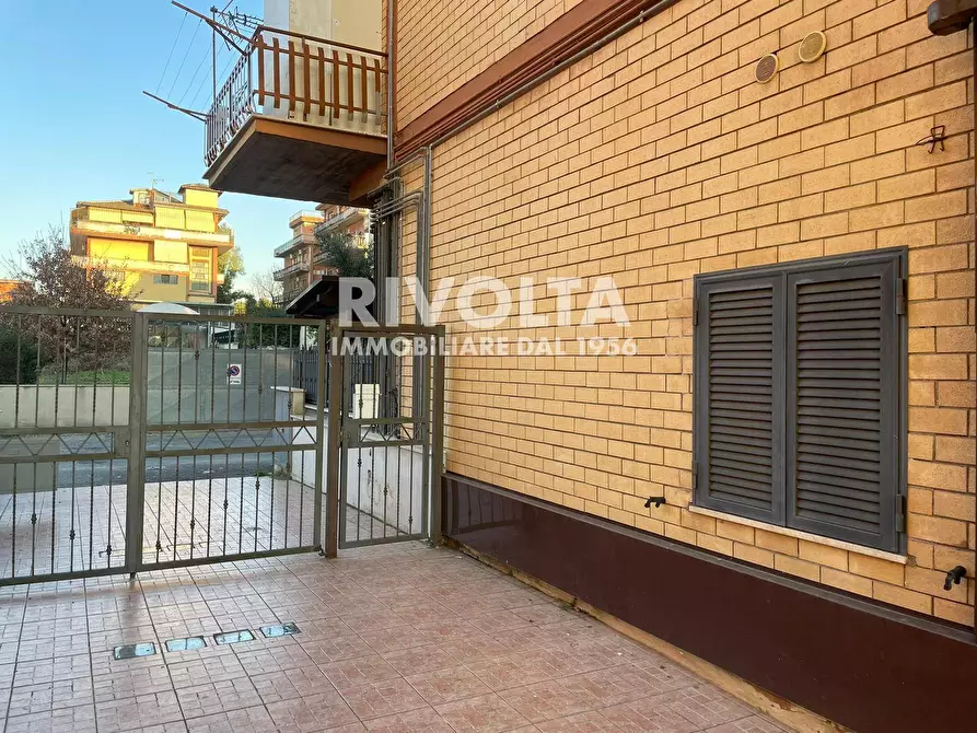 Immagine 1 di Appartamento in vendita  in Via Montemaggiore Belsito a Roma