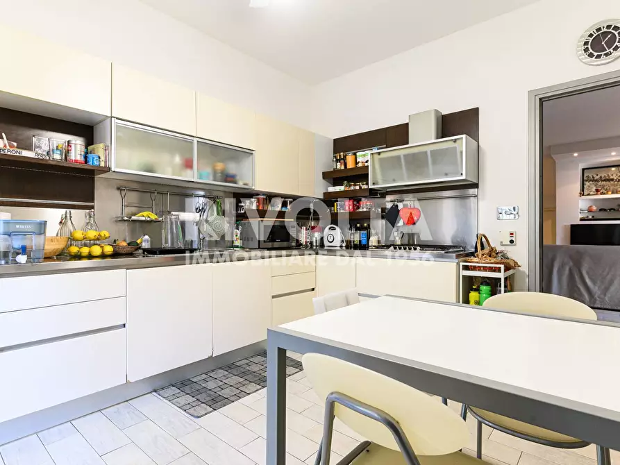 Immagine 25 di Attico in vendita  in Via Callimaco a Roma