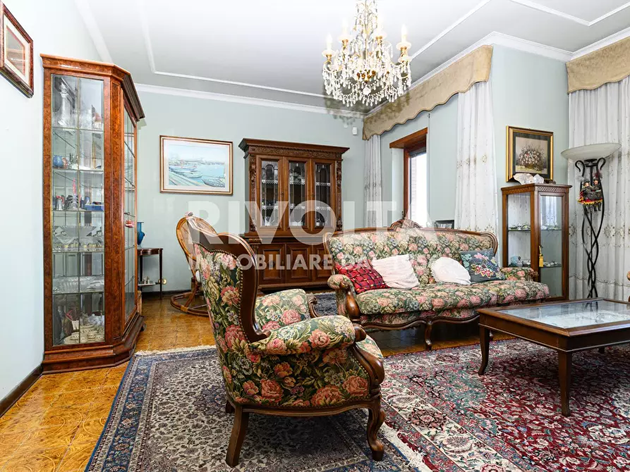 Immagine 3 di Appartamento in vendita  in via nomentana a Roma