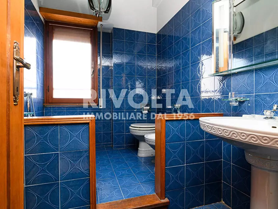 Immagine 28 di Appartamento in vendita  in via nomentana a Roma