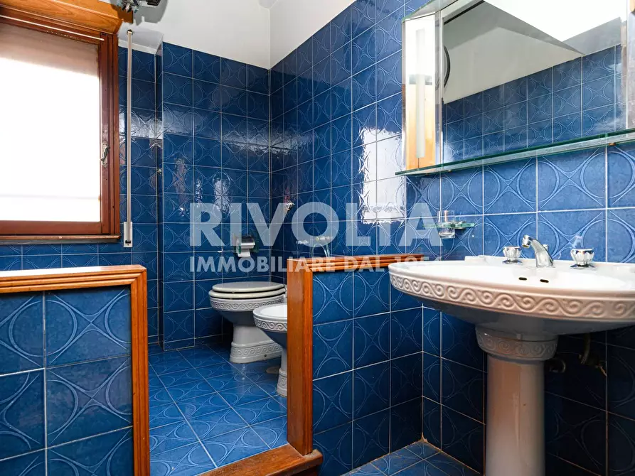 Immagine 29 di Appartamento in vendita  in via nomentana a Roma