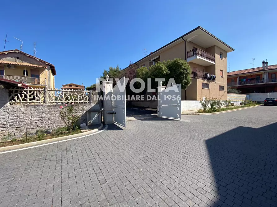 Immagine 14 di Villa in vendita  in Viale Aldo Moro a Gallicano Nel Lazio