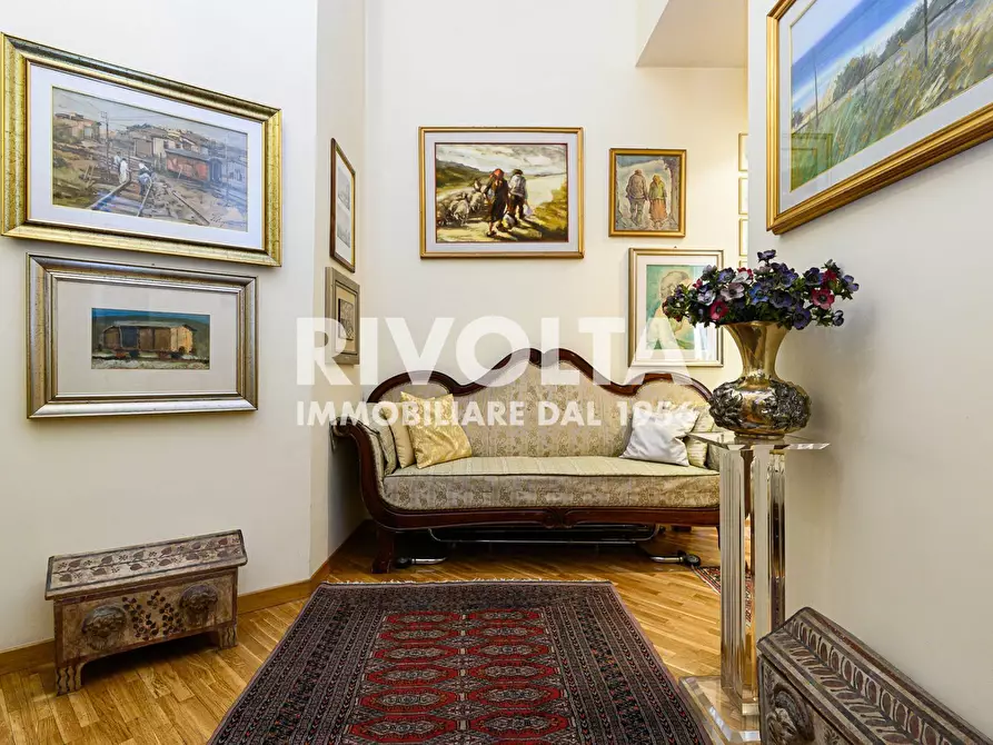 Immagine 9 di Appartamento in vendita  in Via Duilio a Roma