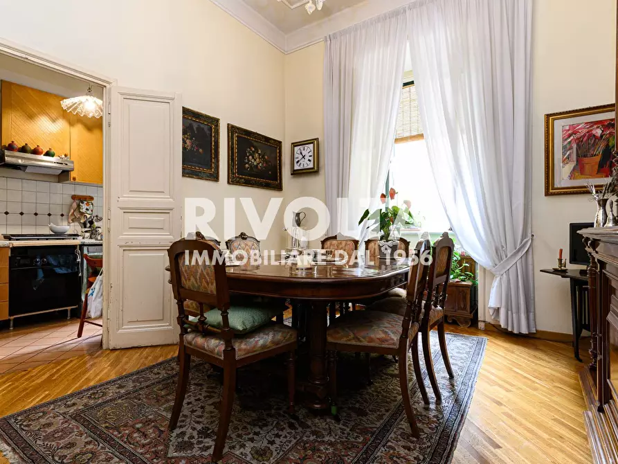 Immagine 11 di Appartamento in vendita  in Via Duilio a Roma