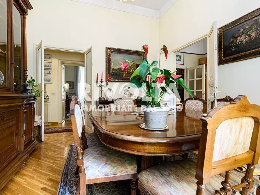 Immagine 12 di Appartamento in vendita  in Via Duilio a Roma