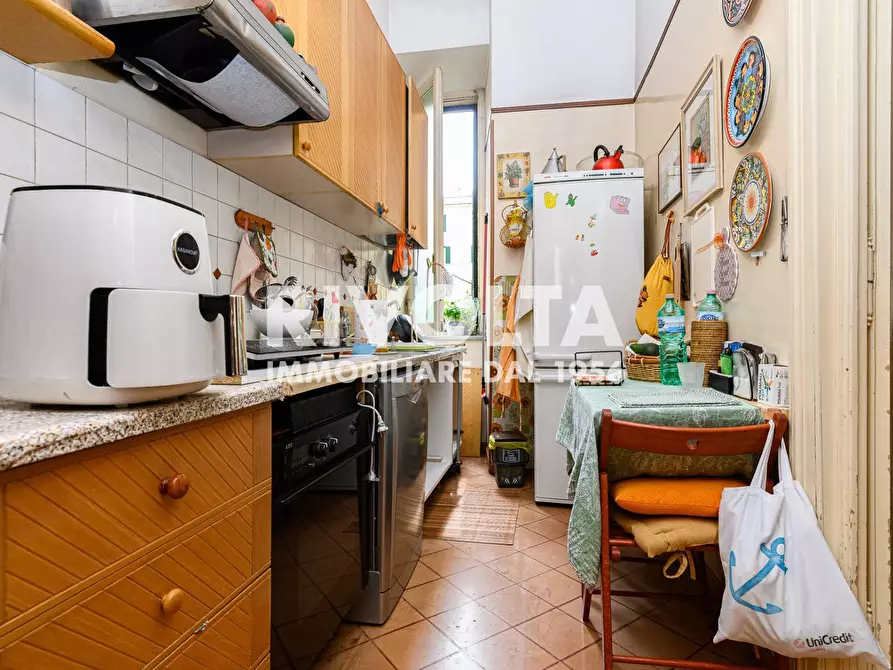 Immagine 16 di Appartamento in vendita  in Via Duilio a Roma