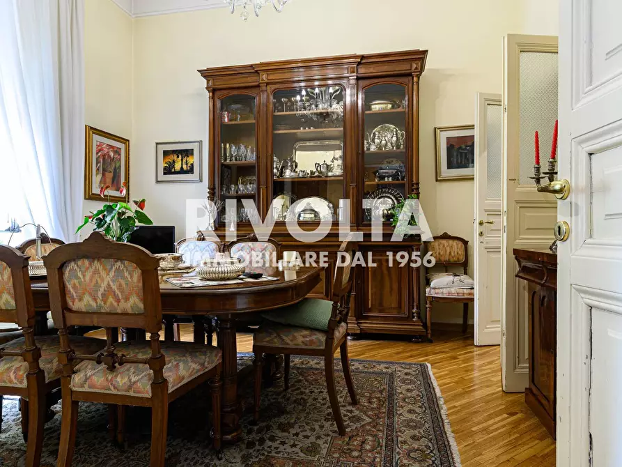 Immagine 13 di Appartamento in vendita  in Via Duilio a Roma