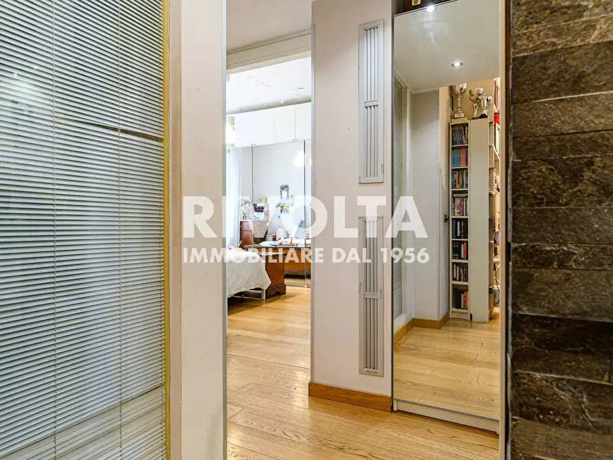 Immagine 9 di Appartamento in vendita  in Via Duccio Galimberti a Roma