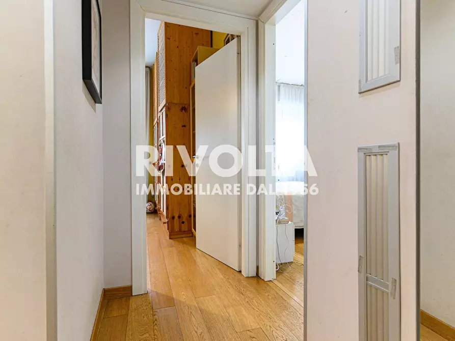 Immagine 12 di Appartamento in vendita  in Via Duccio Galimberti a Roma