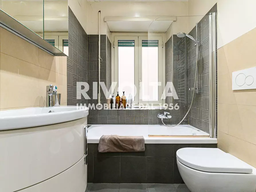 Immagine 26 di Appartamento in vendita  in Via Duccio Galimberti a Roma